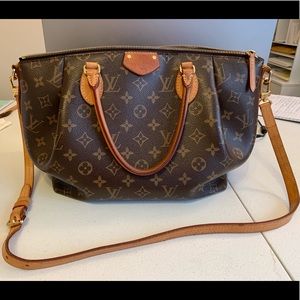 Louis Vuitton Turenne MM Monogram handbag